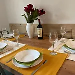 Casa Sally - E Montagna Hébergement de vacances Cresciasca