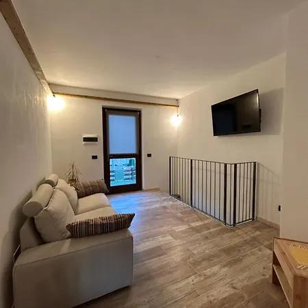 Holiday home Casa Sally - E Montagna Cresciasca